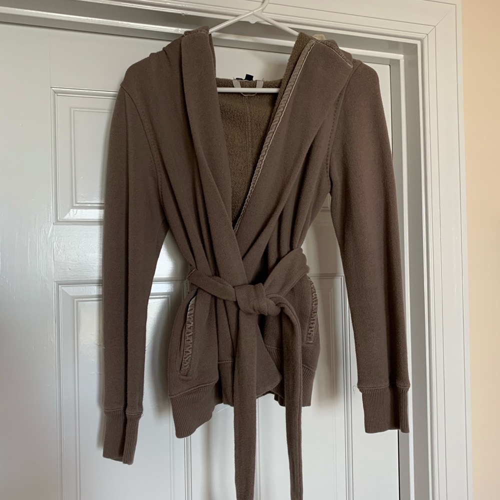 Gap wrap sweatshirt